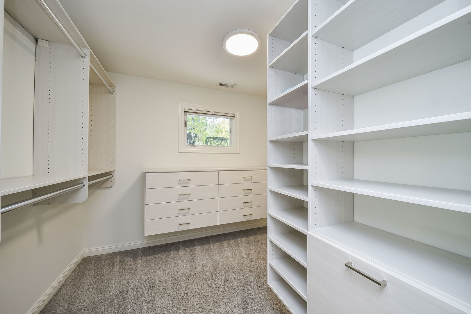 4733 Roslyn Road Downers Grove, IL 60515 - Photo 20 of 46 a view of an empty walk in closet