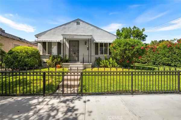 $1,650,000 | 5139 East Carson Street, Long Beach, CA 90808