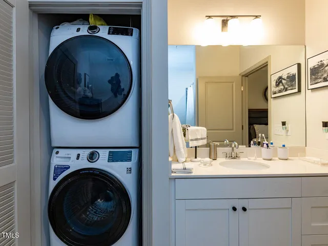 $257,500 | 2217 Gathering Sq Court, Fuquay-Varina, NC 27526