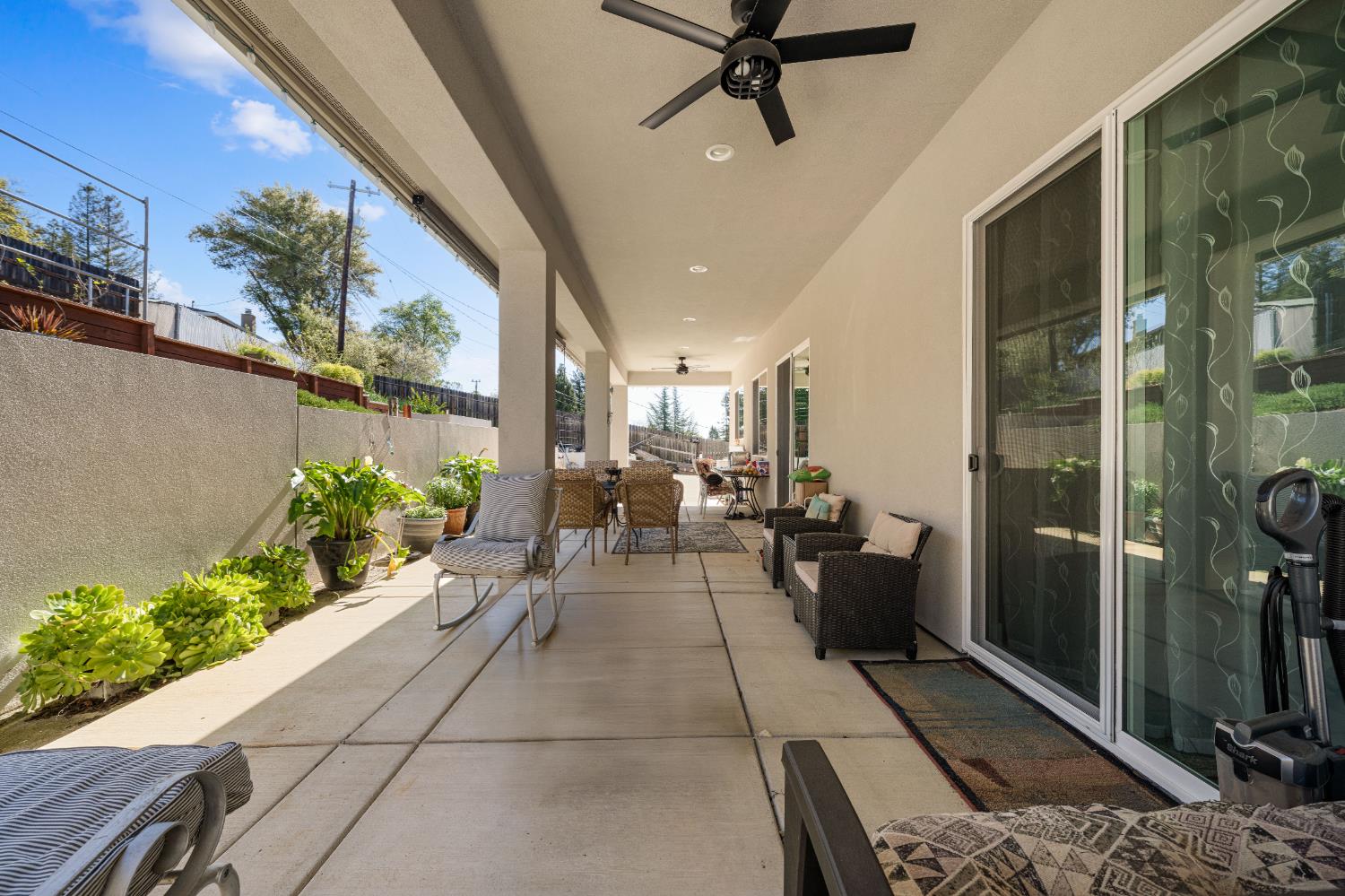 3629 Chelsea Road Cameron Park, CA 95682 - Photo 34 of 44 a lobby with furniture and potted plants