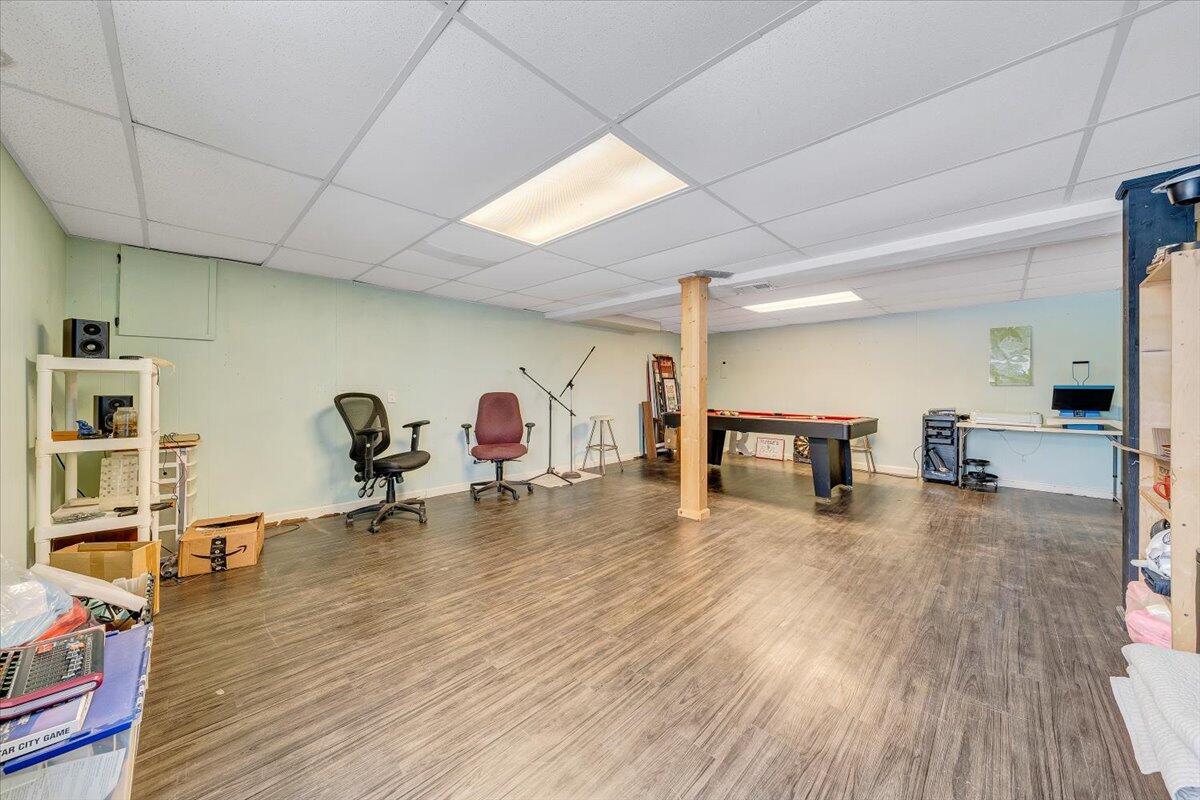 4644 Desi Road Northwest Roanoke, VA 24017 - Photo 15 of 24 a living room with furniture and a wooden floor