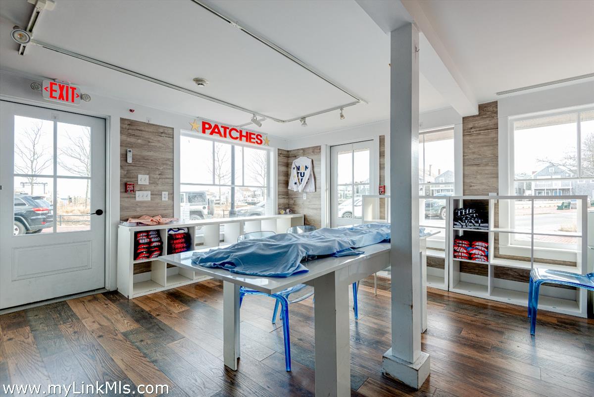 26 Easy Street, Unit 2 Nantucket, MA 02554 - Photo 9 of 13