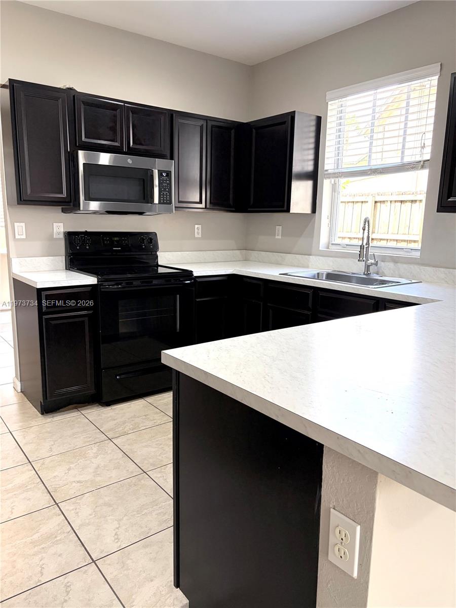 11471 Southwest 244th Terrace Homestead, FL 33032 - Photo 9 of 51