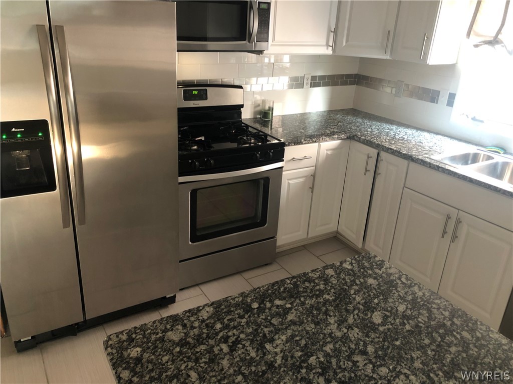 45 Fairchild Place Buffalo, NY 14216 - Photo 6 of 30