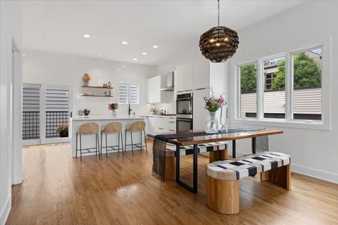 $1,225,000 | 610 North Damen Avenue, Chicago, IL 60612