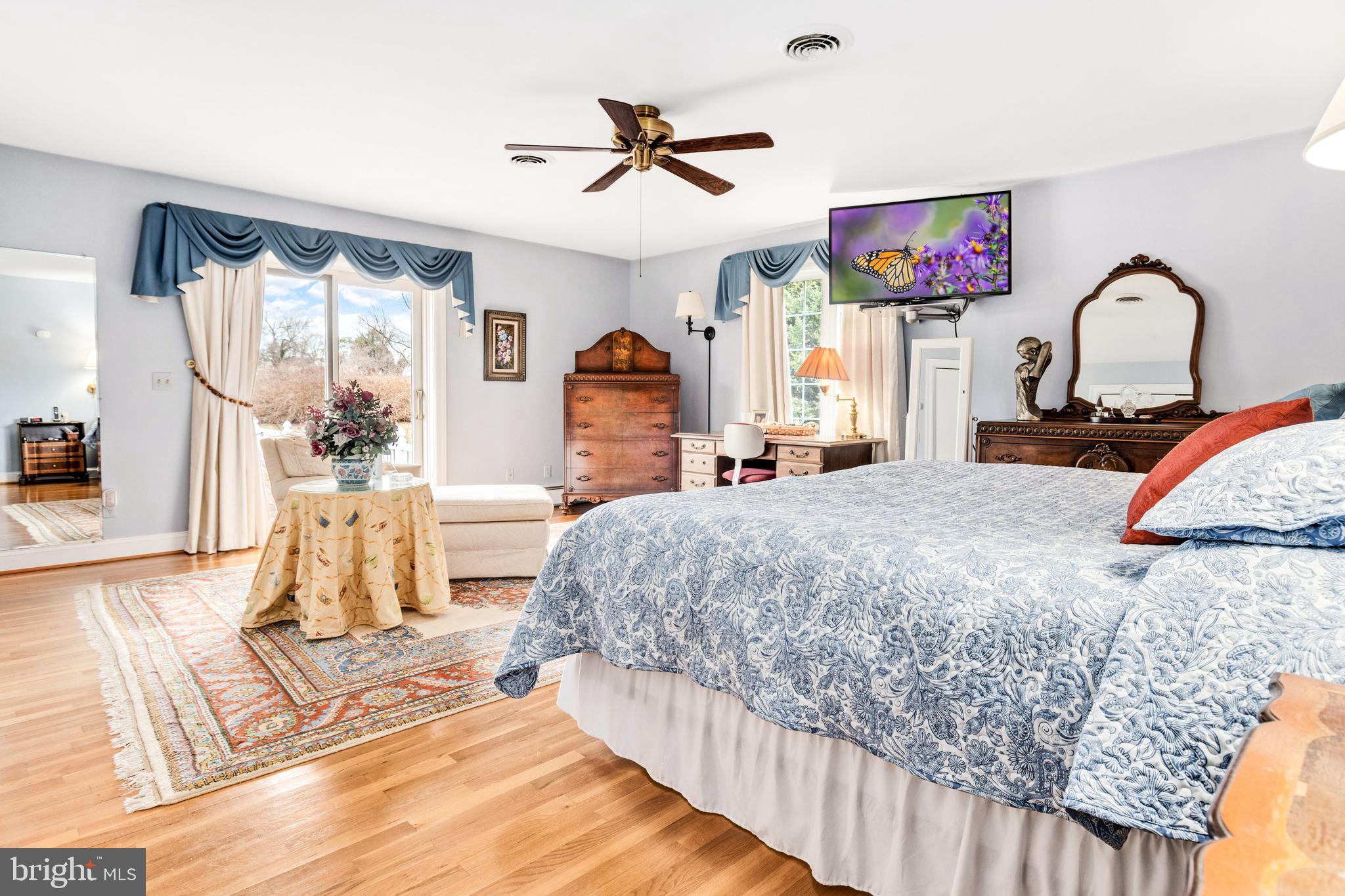 7898 Radcliffe Road Chestertown, MD 21620 - Photo 20 of 46 Owner's en-suite... so spacious -