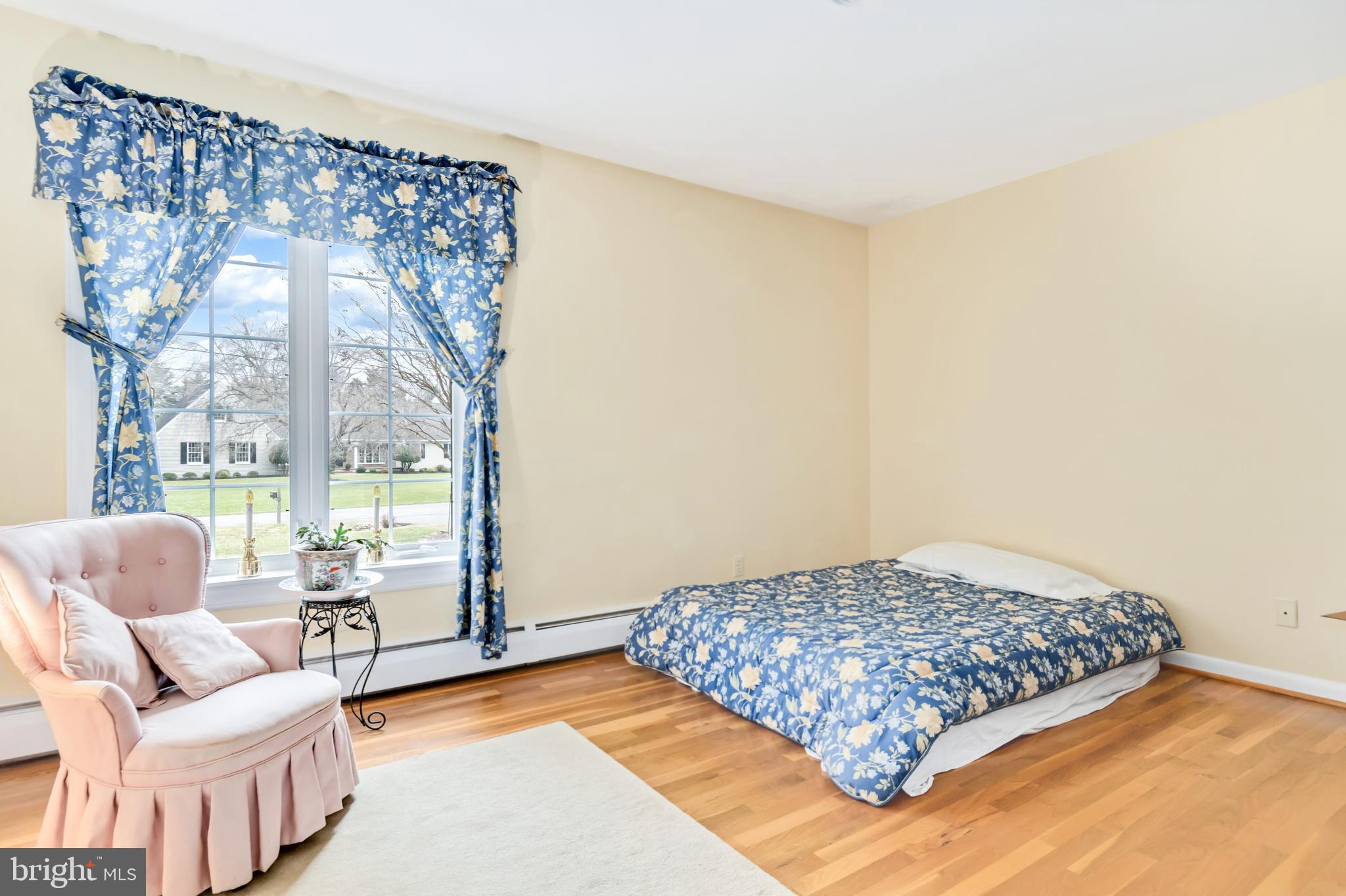 7898 Radcliffe Road Chestertown, MD 21620 - Photo 26 of 46 Second Bedroom. Where's my frame?