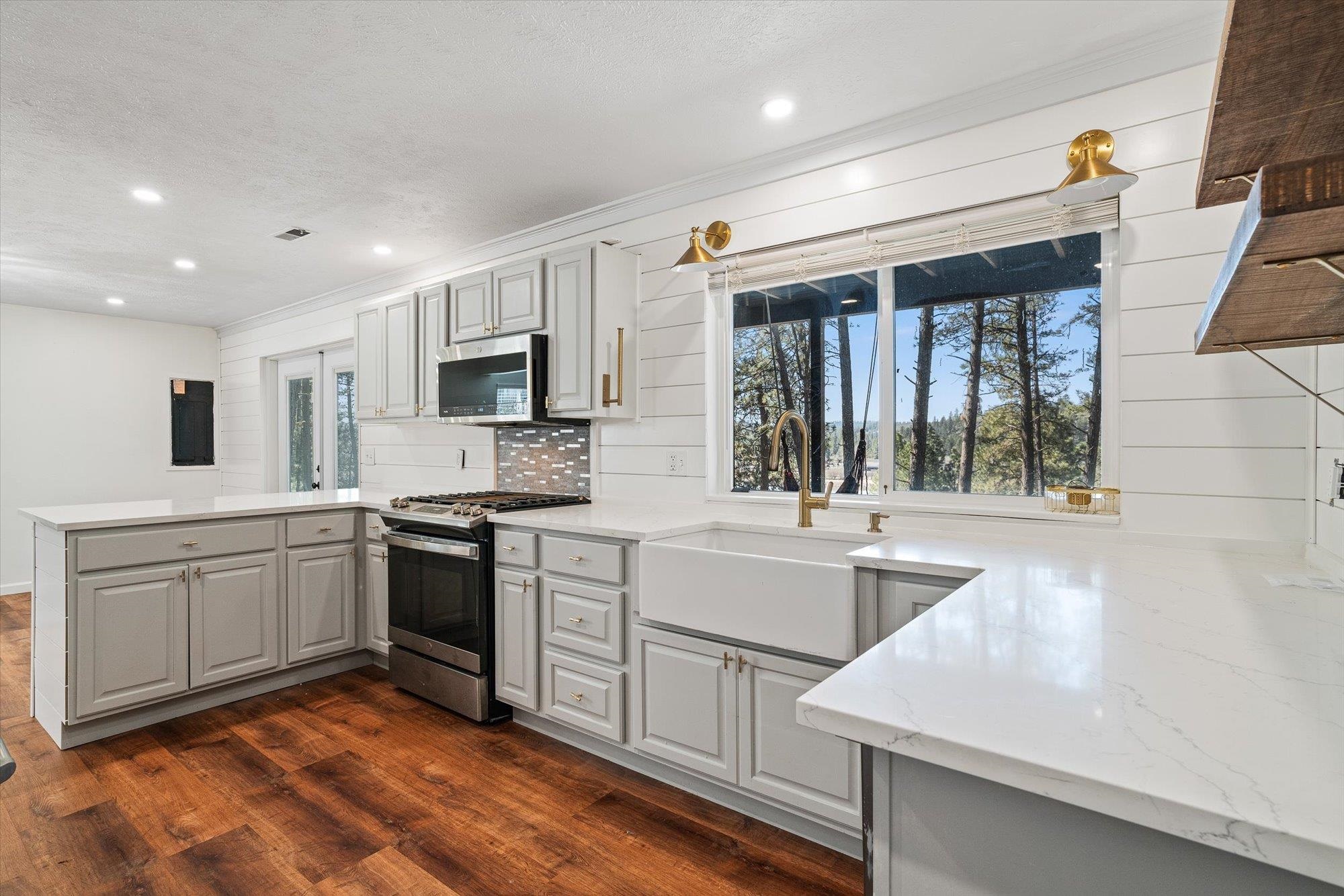 10003 South Gardner Road Cheney, WA 99004 - Photo 17 of 47