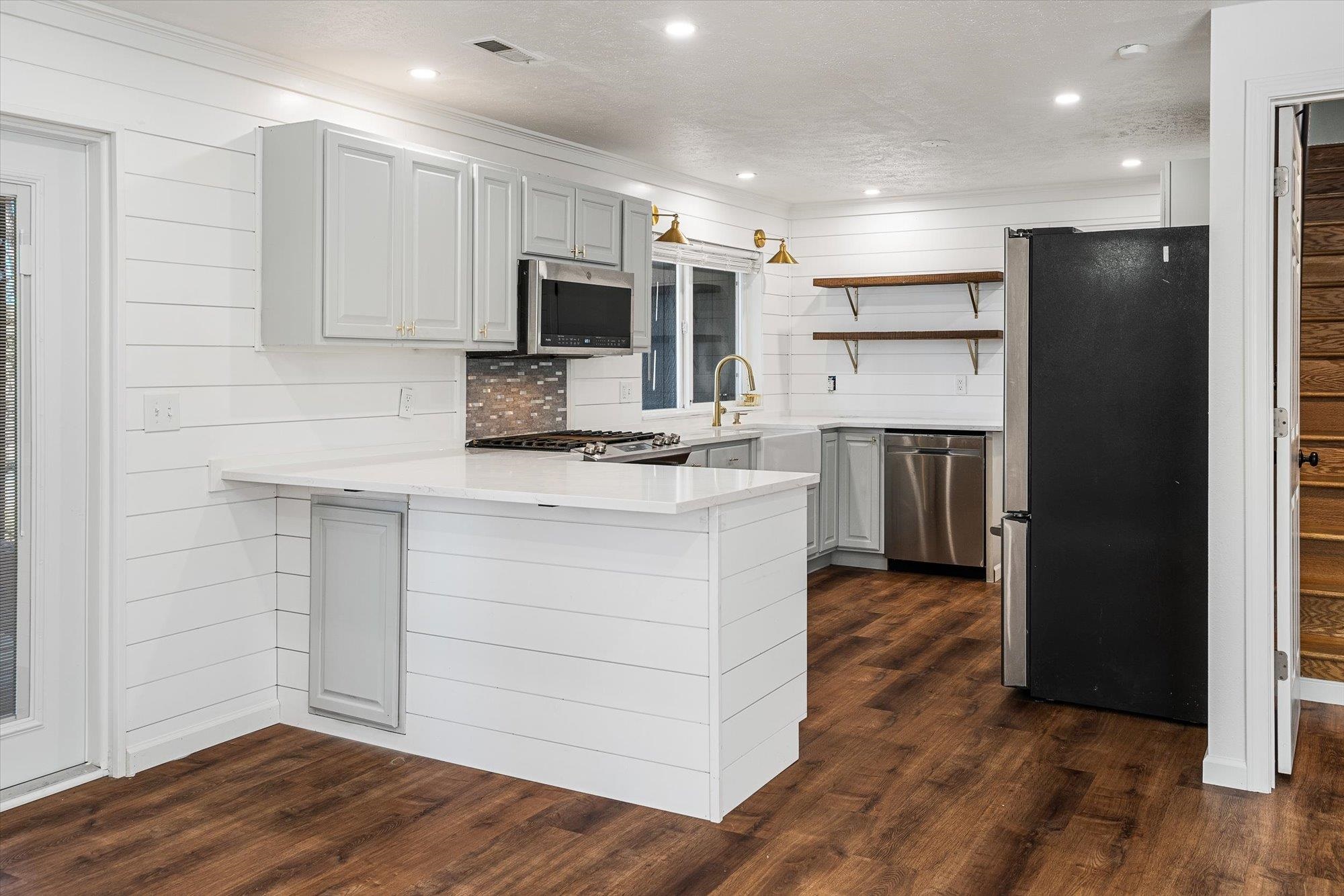 10003 South Gardner Road Cheney, WA 99004 - Photo 32 of 47