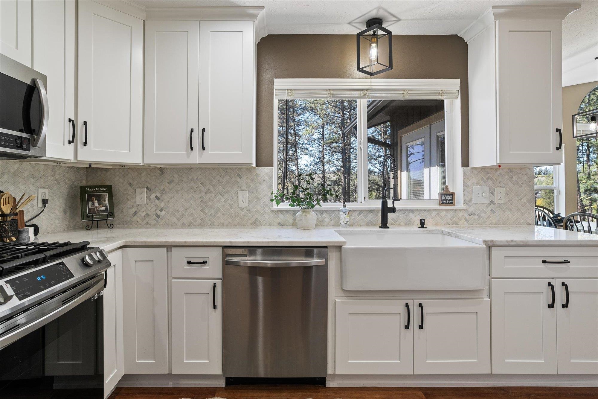 10003 South Gardner Road Cheney, WA 99004 - Photo 4 of 47