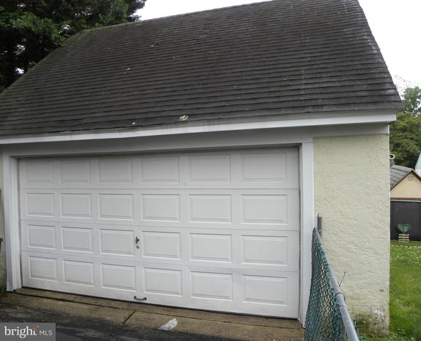 $350,000 | 504 Harrison Street, Ridley Park, PA 19078