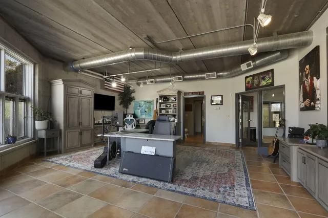 $1,750,000 | 2842 Moelter Drive, Lyons, WI 53147