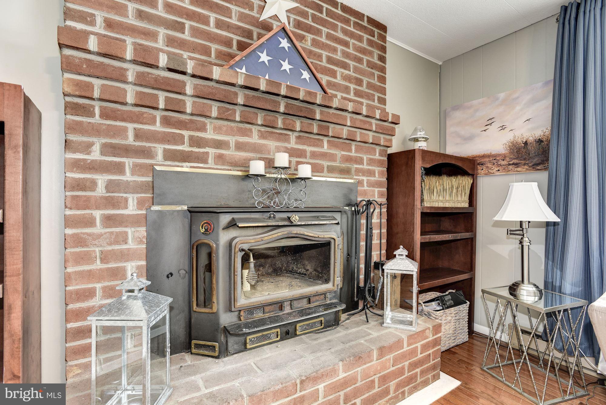 221 Dutrow Road Westminster, MD 21157 - Photo 3 of 31 Living Room