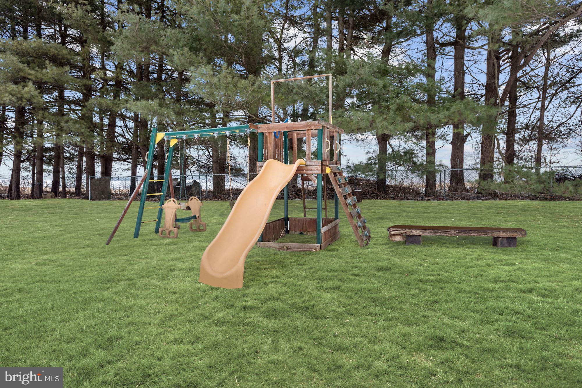 221 Dutrow Road Westminster, MD 21157 - Photo 26 of 31 Play Area