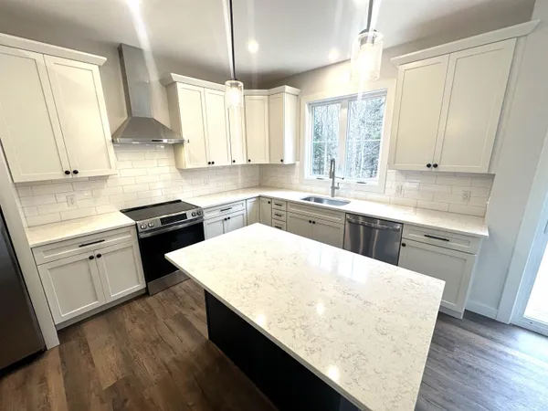 $889,900 | 119 Shore Road, Unit 2, Jericho, VT 05465