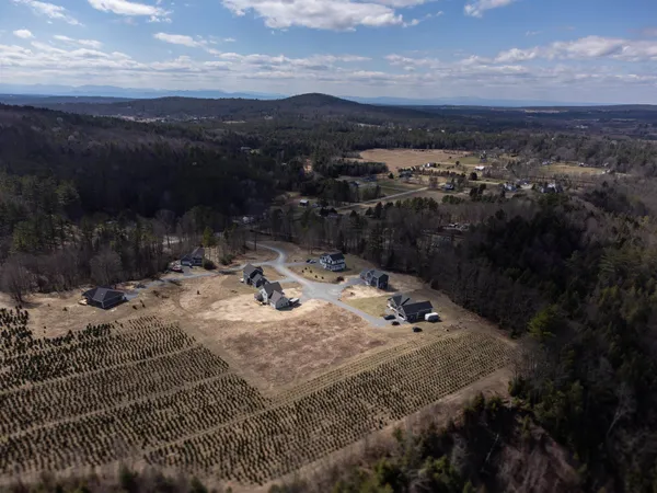 $889,900 | 119 Shore Road, Unit 2, Jericho, VT 05465