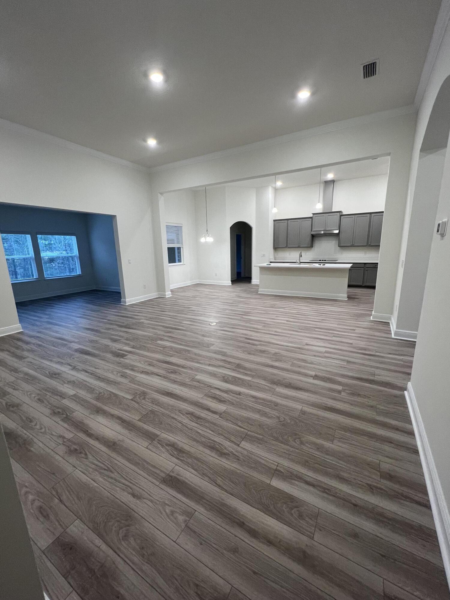 477 W Club Freeport, FL 32439 - Photo 6 of 19 Gallery Image 6
