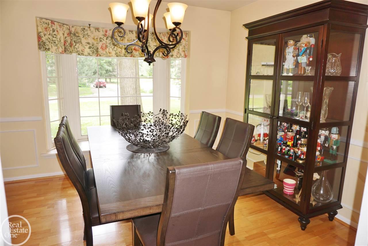 360 Donegal Drive Rochester Hills, MI 48309 - Photo 5 of 21