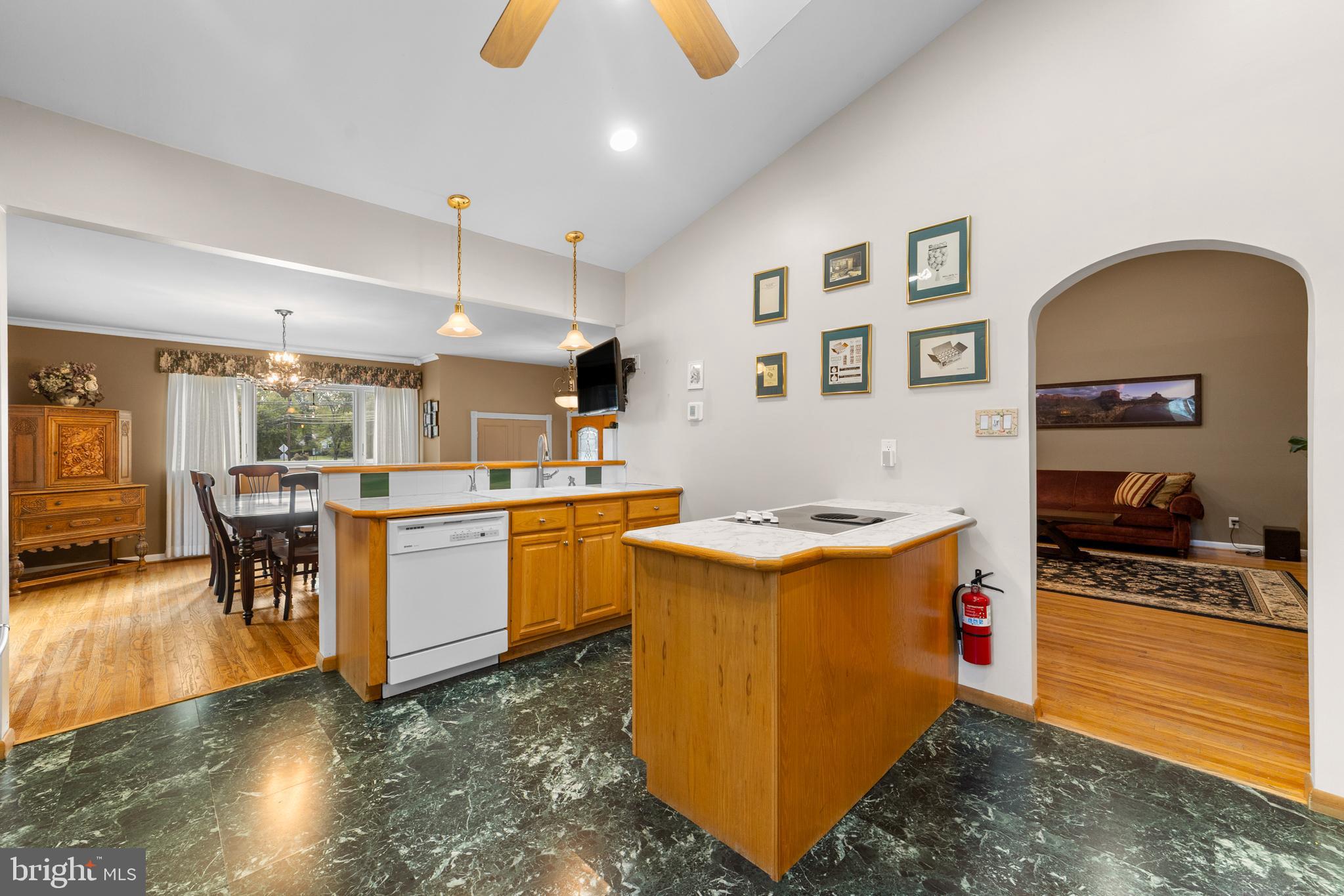 506 Cranford Road Cherry Hill, NJ 08003 - Photo 5 of 35