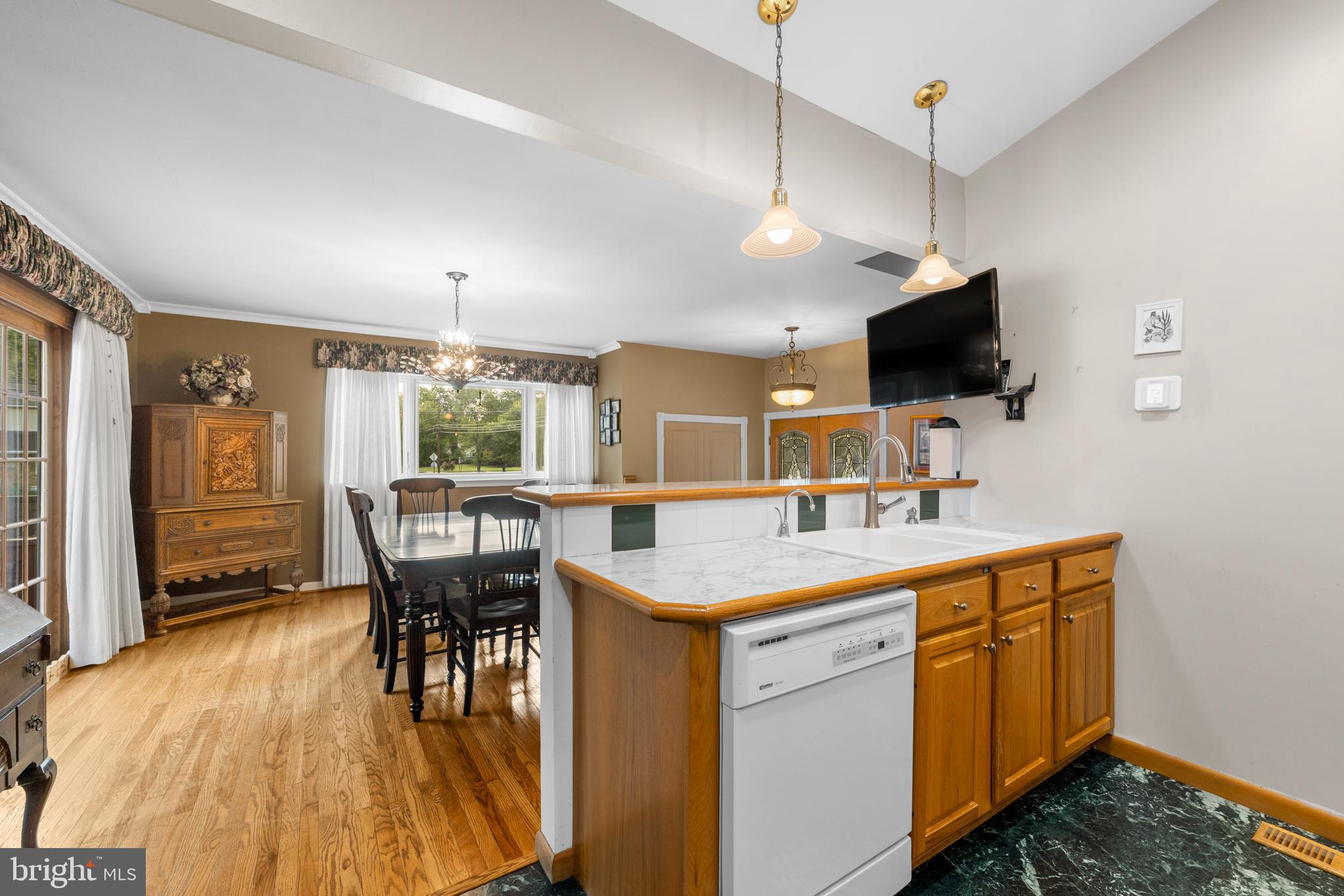 506 Cranford Road Cherry Hill, NJ 08003 - Photo 7 of 35