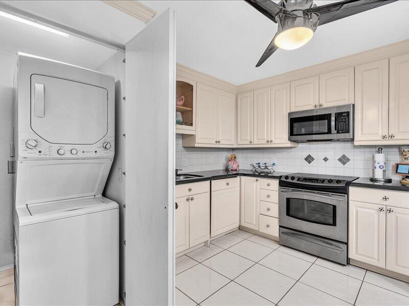 277 North Ocean Boulevard, Unit 102 Boca Raton, FL 33432 - Photo 21 of 53 12-FPP00056