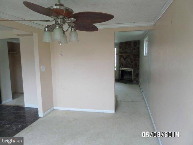 1027 Bayner Road Baltimore, MD 21221 - Photo 5 of 16 Dining Room