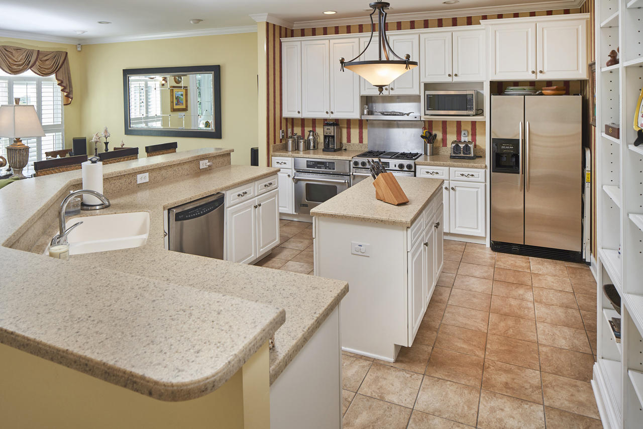 2216 Folly Road Charleston, SC 29412 - Photo 23 of 81 _MHS8867