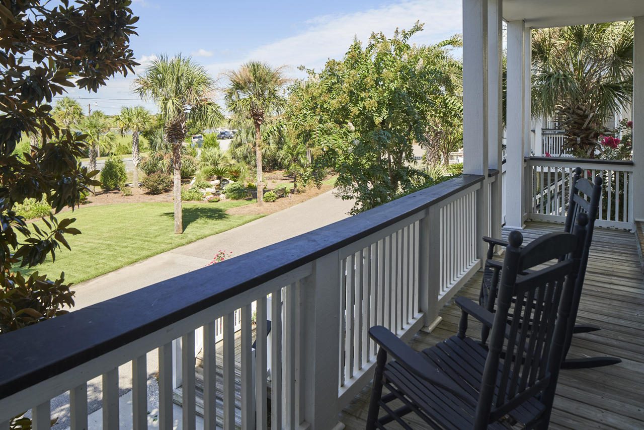 2216 Folly Road Charleston, SC 29412 - Photo 4 of 81 _MHS8940