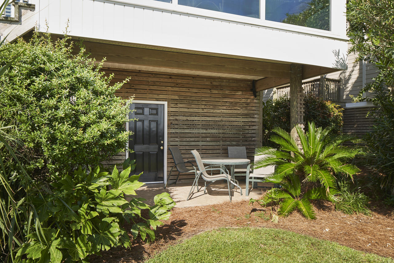 2216 Folly Road Charleston, SC 29412 - Photo 6 of 81 _MHS8831