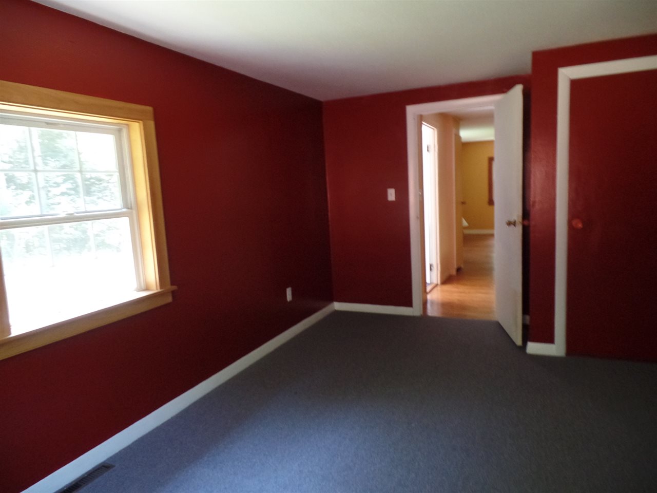 116 Mace Hill Road Hartland, VT 05048 - Photo 5 of 14 Gallery Image 5