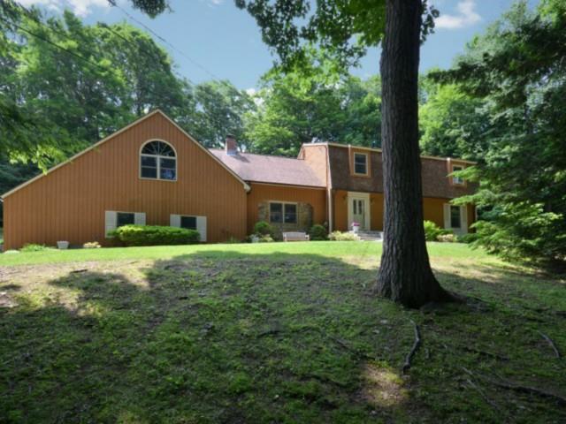15 Old Country Road Oxford, CT 06478 - Photo 1 of 1 Gallery Image 1