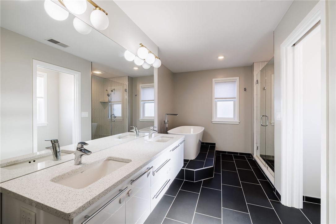 76 Charlotte Street Rochester, NY 14607 - Photo 33 of 47