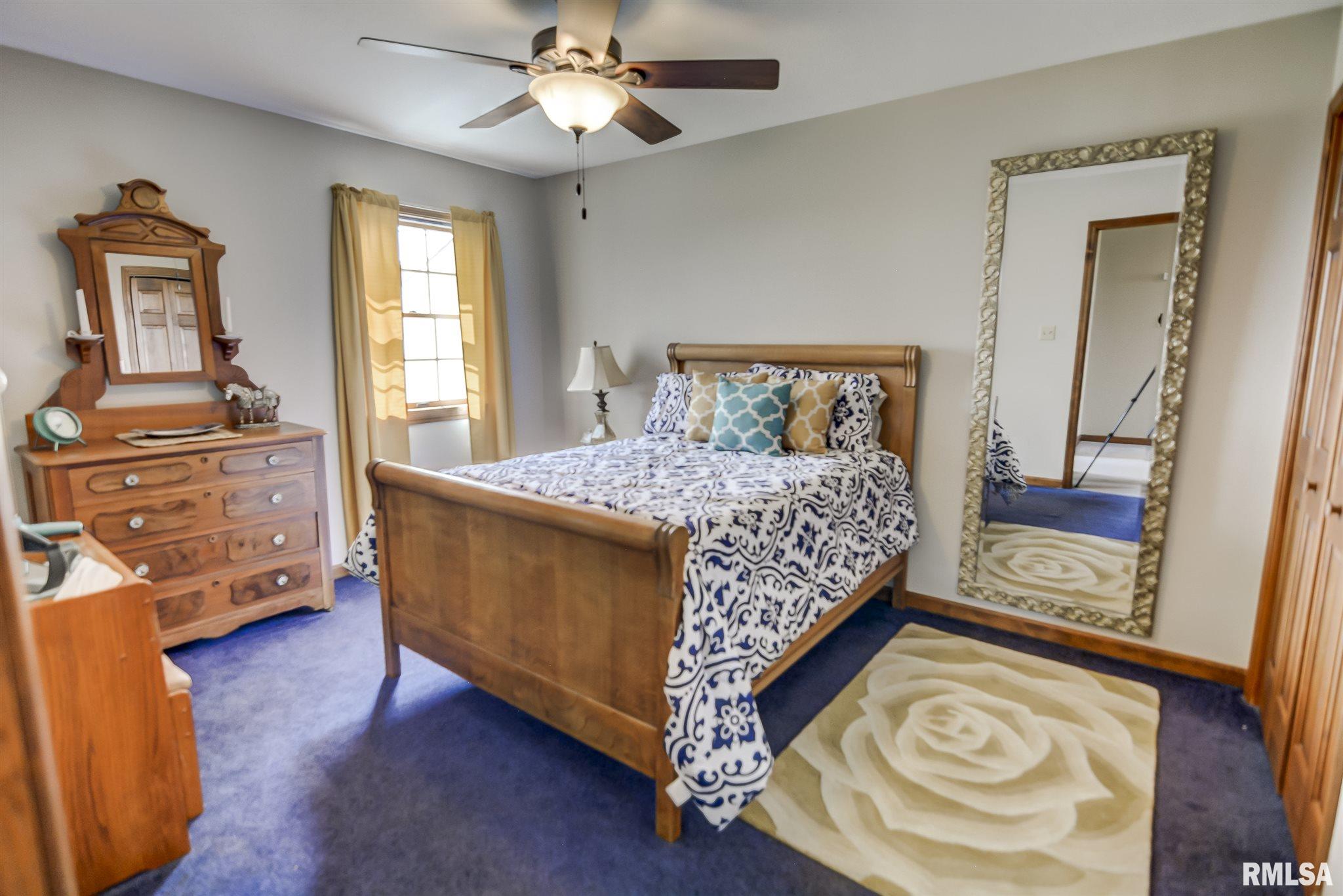 1730 East 2850 North Road Blue Mound, IL 62513 - Photo 13 of 44 Gallery Image 13