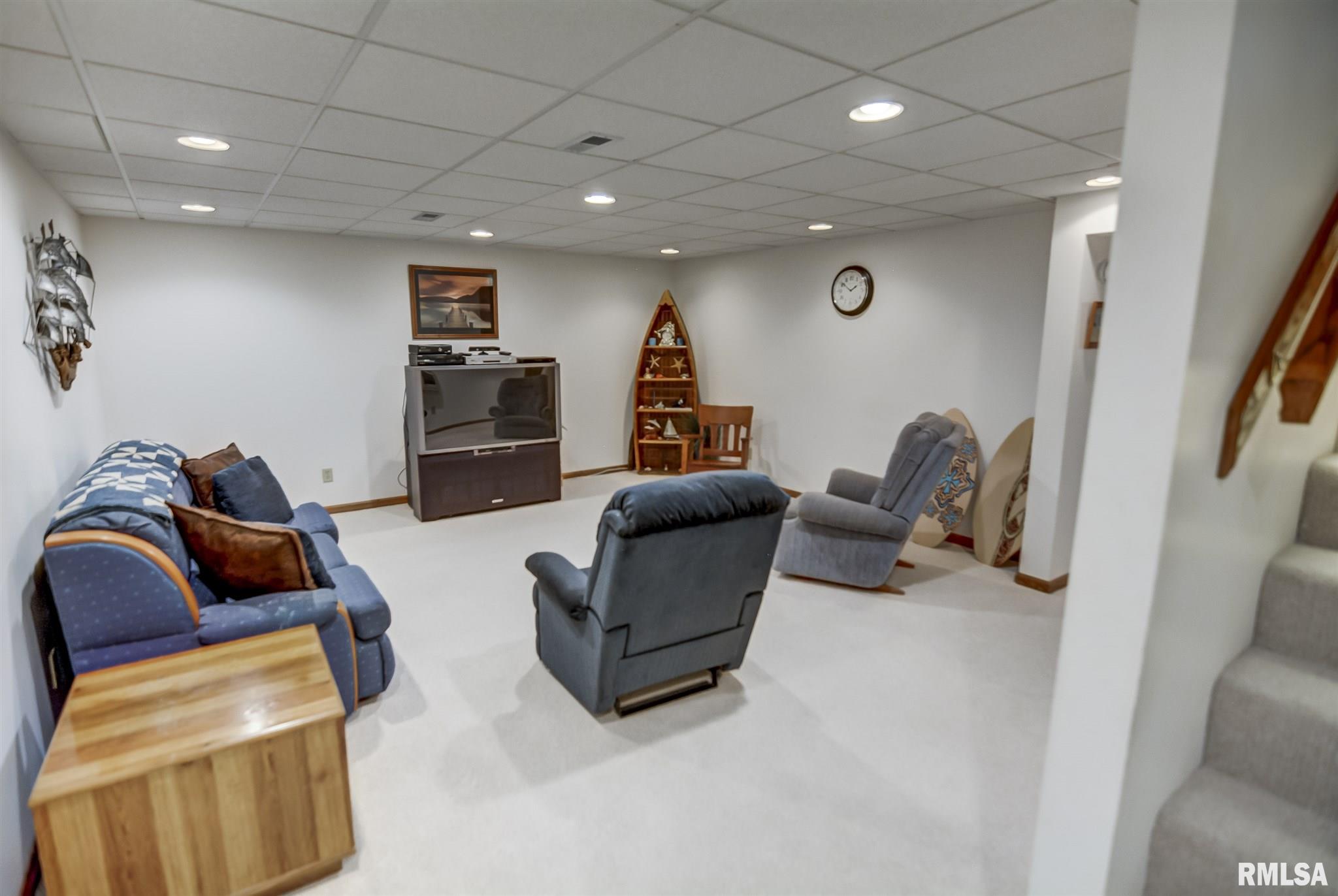 1730 East 2850 North Road Blue Mound, IL 62513 - Photo 20 of 44 Gallery Image 20