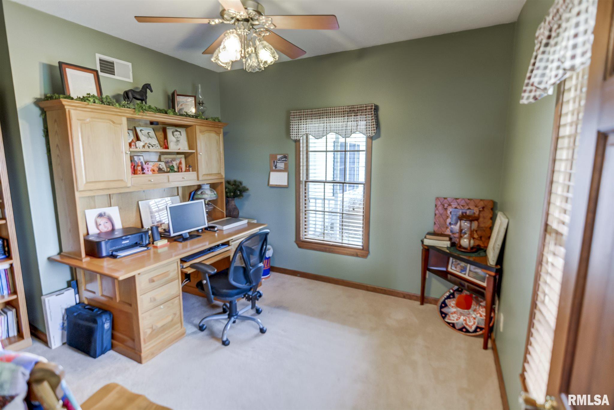 1730 East 2850 North Road Blue Mound, IL 62513 - Photo 23 of 44 Gallery Image 23