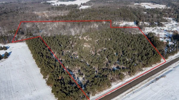 $329,400 | County Road, Clintonville, WI 54929