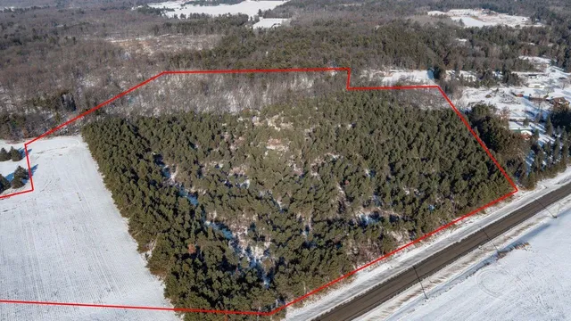 $413,800 | County Road, Clintonville, WI 54929