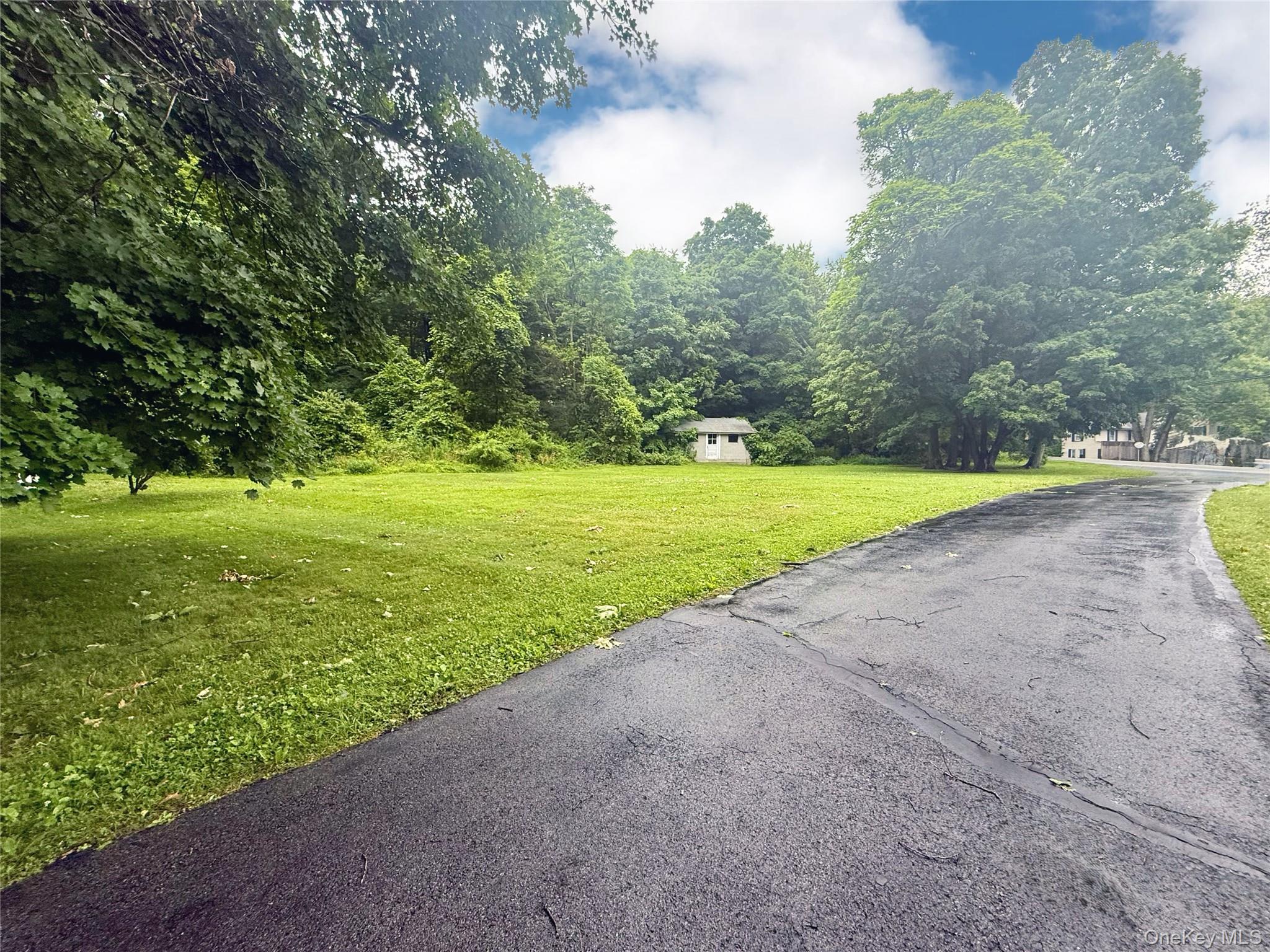 646 Oak Summit Road Millbrook, NY 12545 - Photo 27 of 36