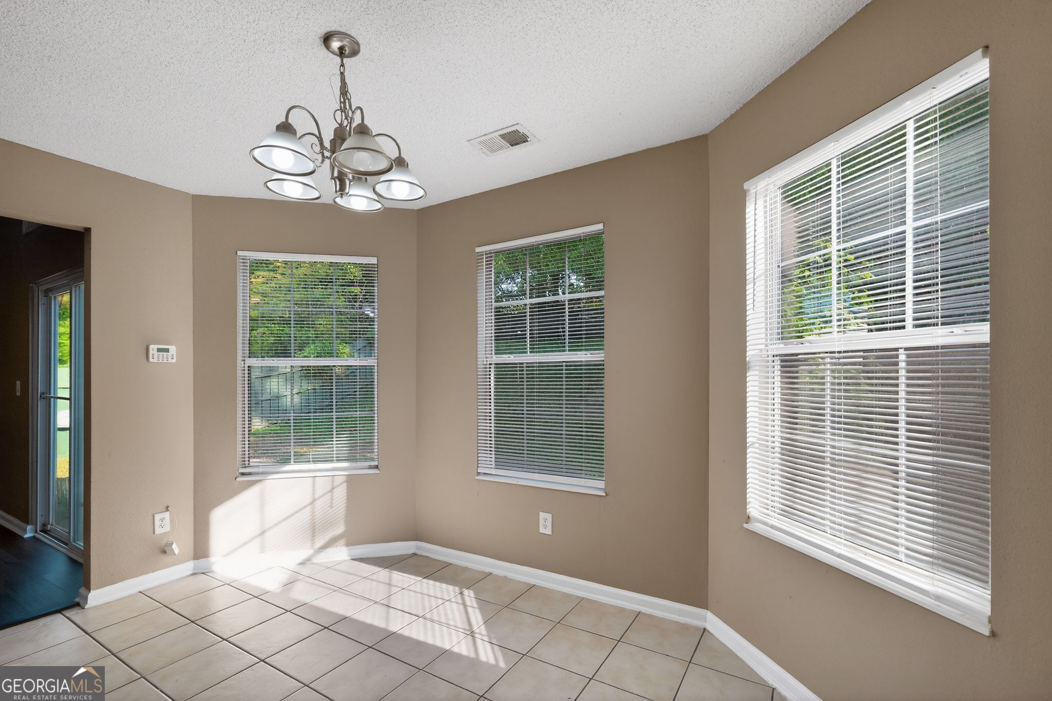 6343 Klondike River Road Lithonia, GA 30038 - Photo 21 of 36