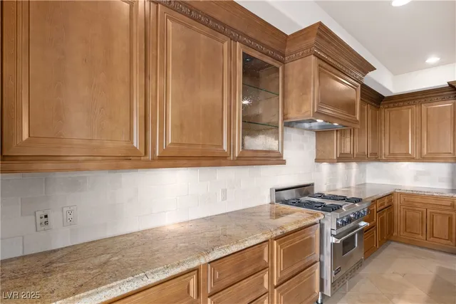 $925,000 | 9101 Alta Drive, Unit 16, Las Vegas, NV 89145