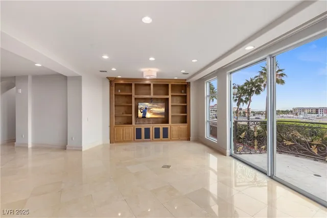 $925,000 | 9101 Alta Drive, Unit 16, Las Vegas, NV 89145