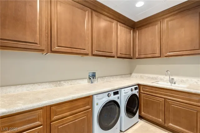 $925,000 | 9101 Alta Drive, Unit 16, Las Vegas, NV 89145