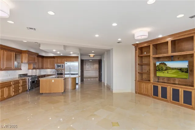 $925,000 | 9101 Alta Drive, Unit 16, Las Vegas, NV 89145