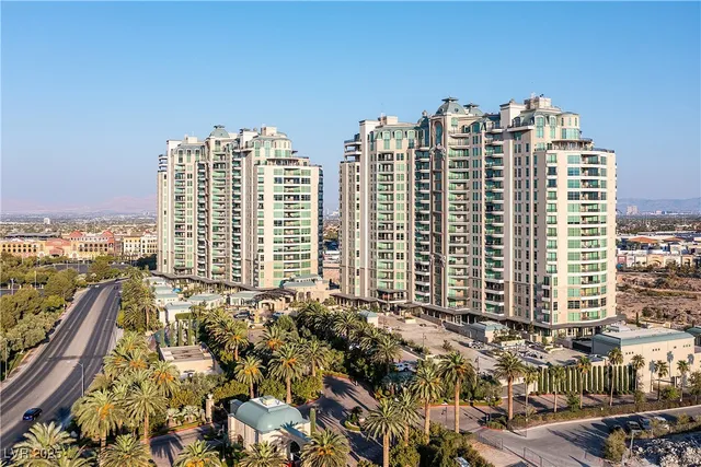 $925,000 | 9101 Alta Drive, Unit 16, Las Vegas, NV 89145