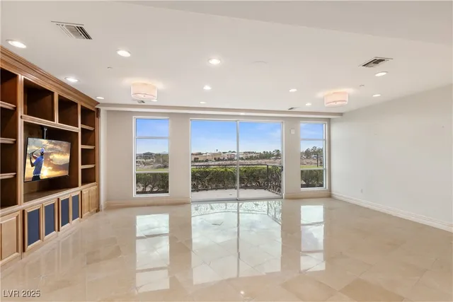 $925,000 | 9101 Alta Drive, Unit 16, Las Vegas, NV 89145