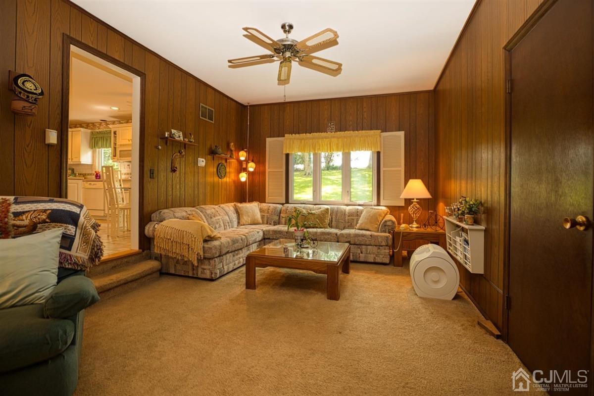 13 Overland Road East Brunswick, NJ 08816 - Photo 10 of 18 Gallery Image 10