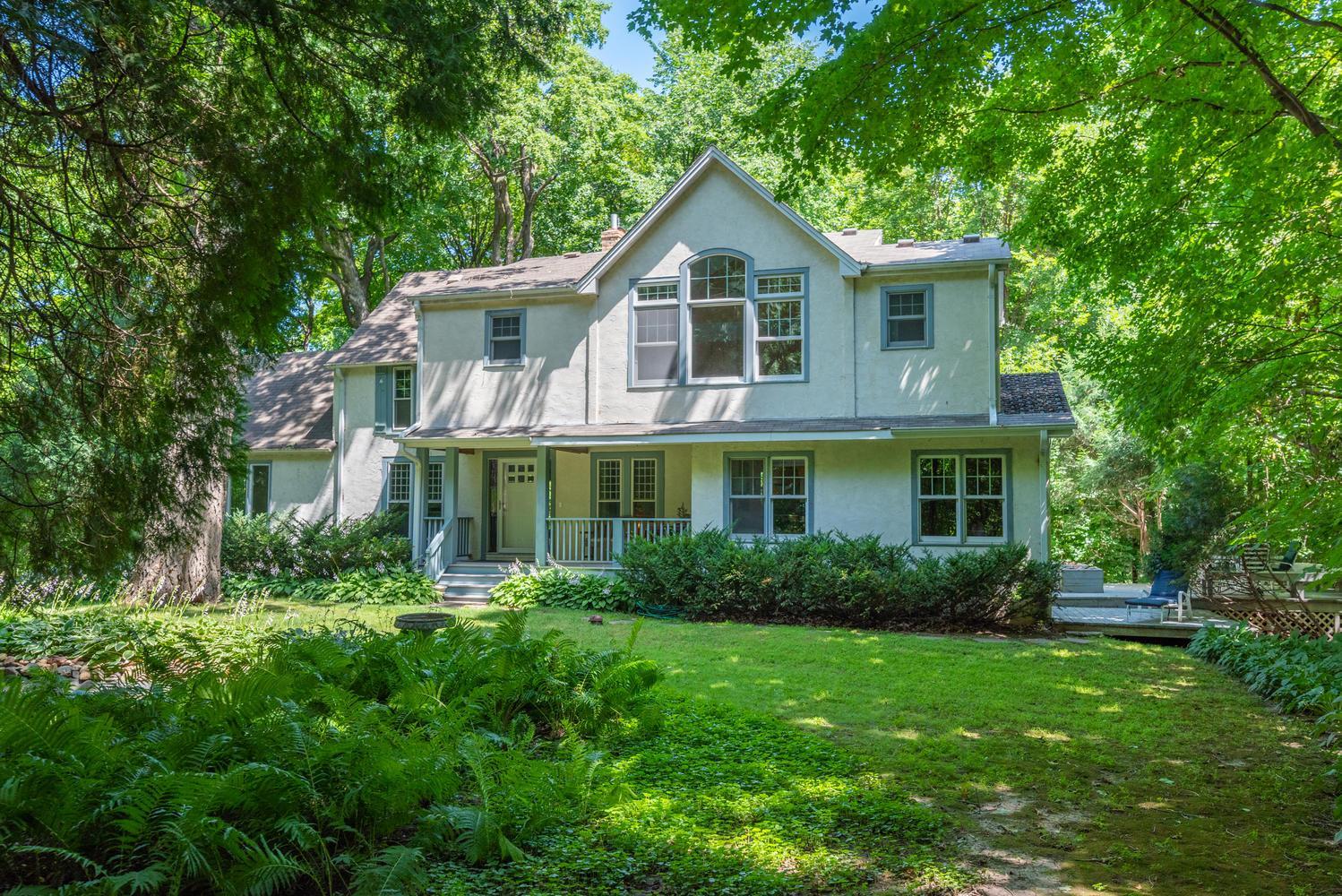 2540 Old Beach Road Orono, MN 55331 - Photo 1 of 1