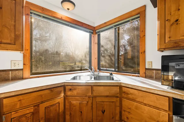 $525,000 | 509 South Walnut Street, Boise, ID 83712