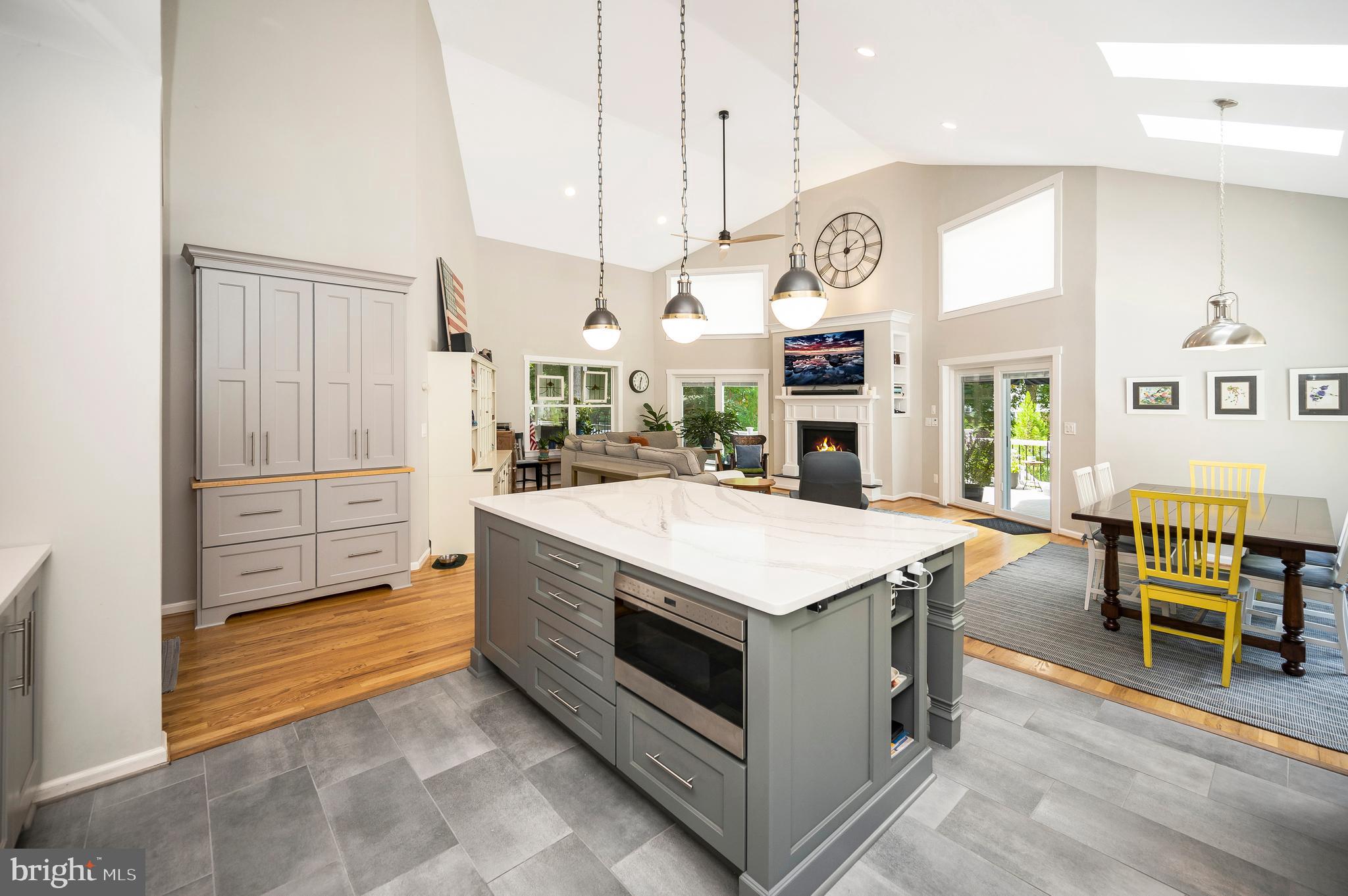 148 Edgemont Circle Locust Grove, VA 22508 - Photo 18 of 75 Built in microwave