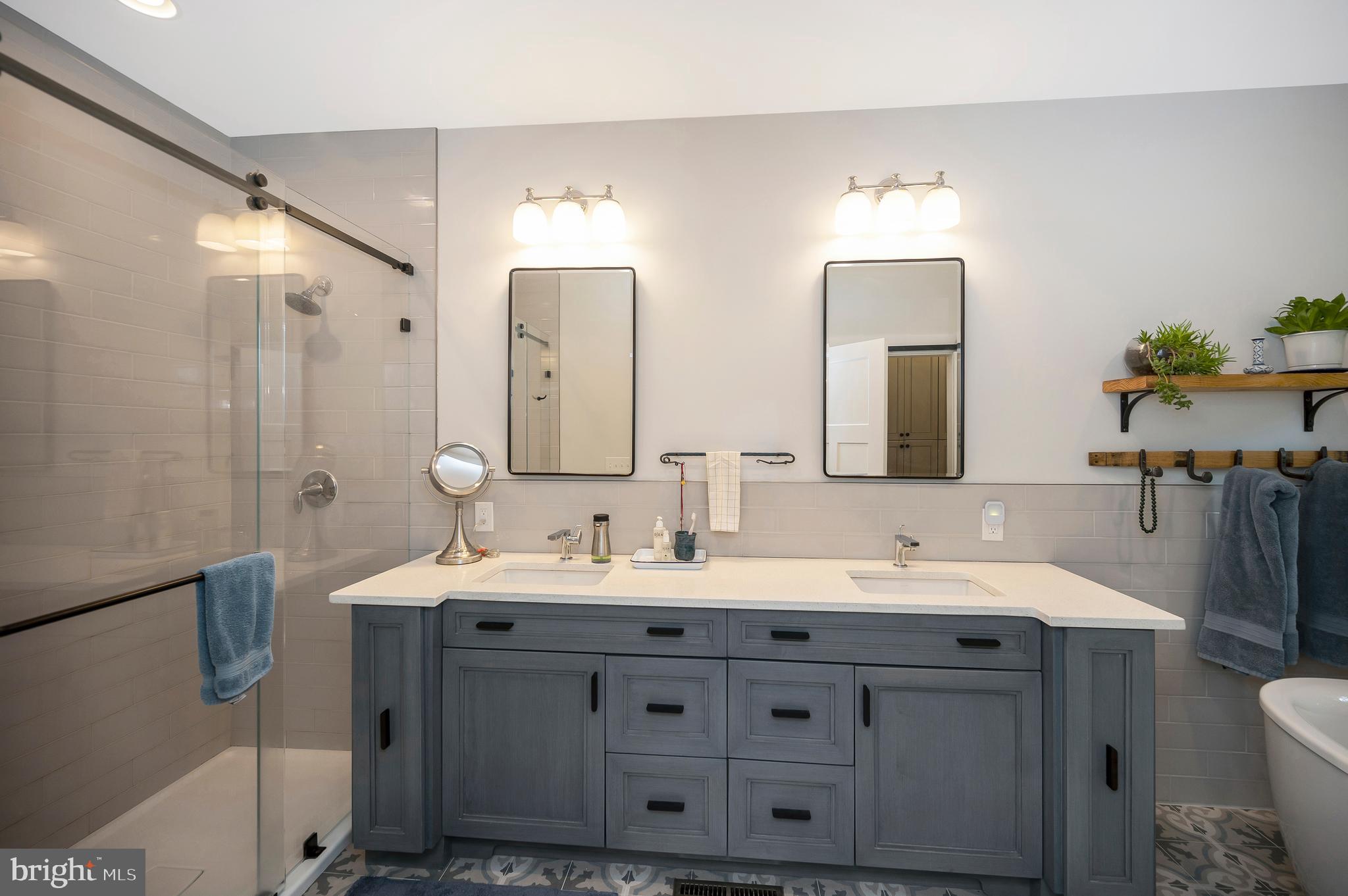 148 Edgemont Circle Locust Grove, VA 22508 - Photo 24 of 75 Primary bathroom with double vanity